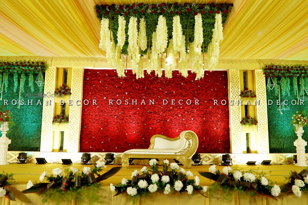 Photo From Red floral wall theme - By Roshan Decorators