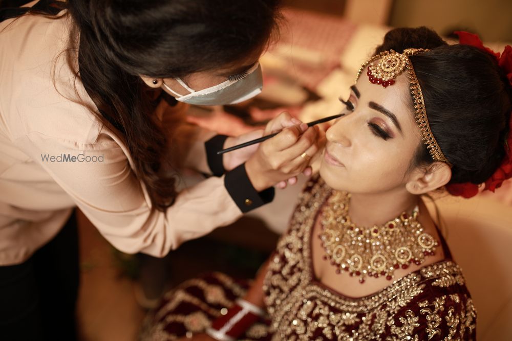 Photo From Bride vaishali - By Blushing Bride Makeovers