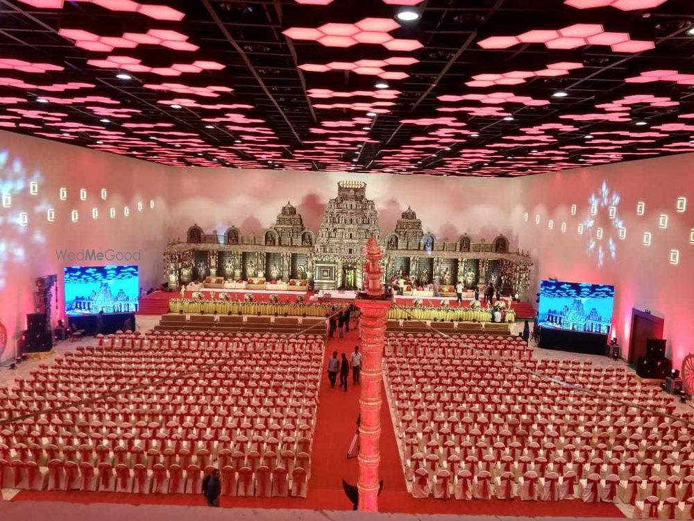 Photo From The Gigantic Tirumala Temple Dashavataram Decor - Wedding C K Convention - By Antarala Weddings