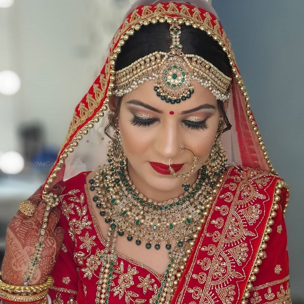 Photo From Day bridal makeup - By Makeovers by Chavi