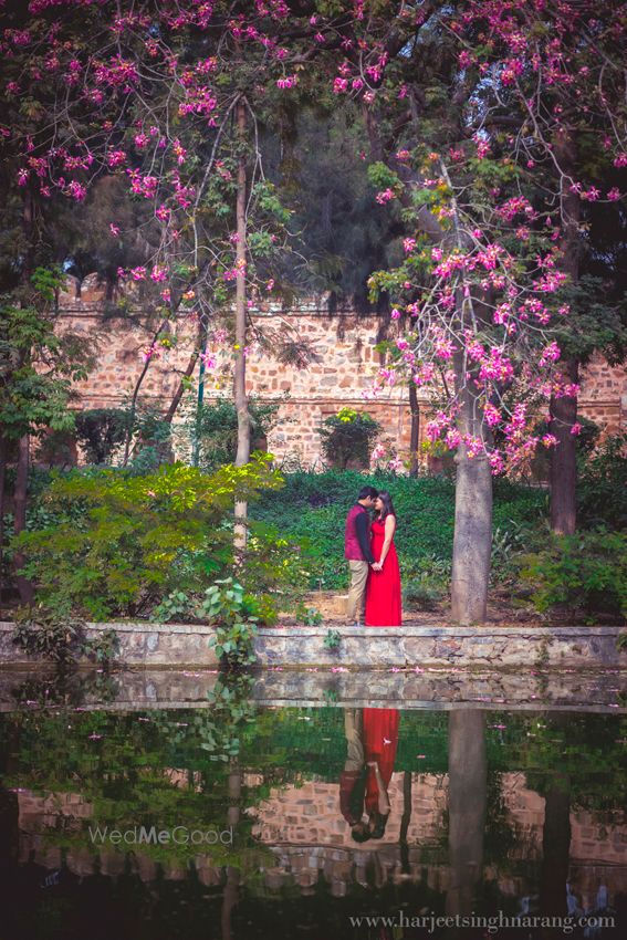 Photo of pre-wedding shoot