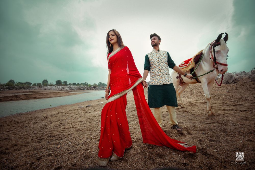 Photo From Pre-wedding Love story - By Prashil Gedam Photography