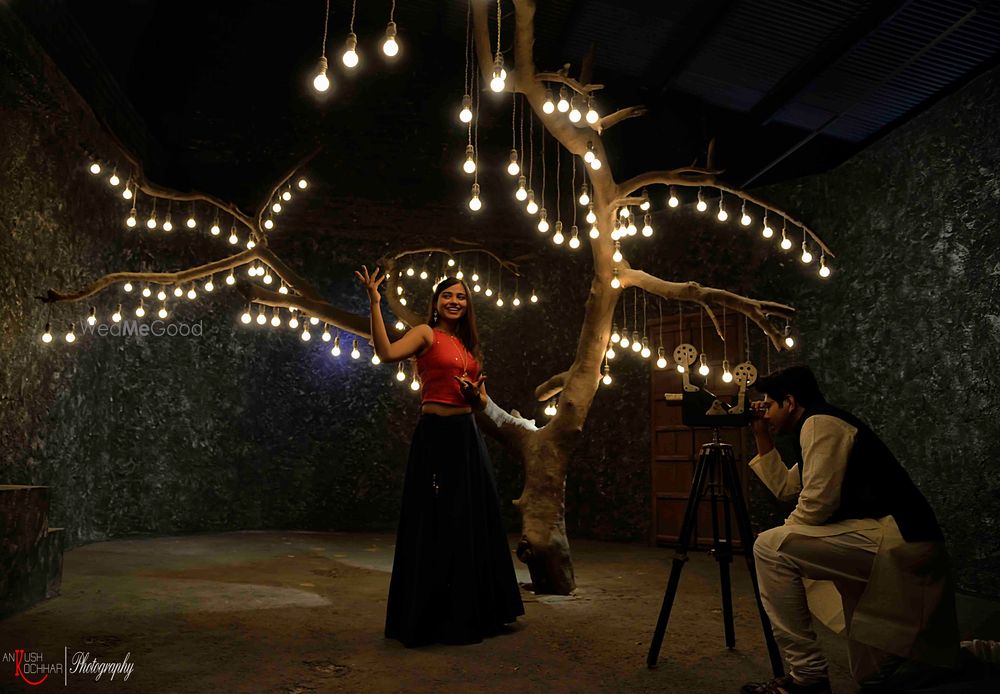 Photo of filmy pre-wedding shoot