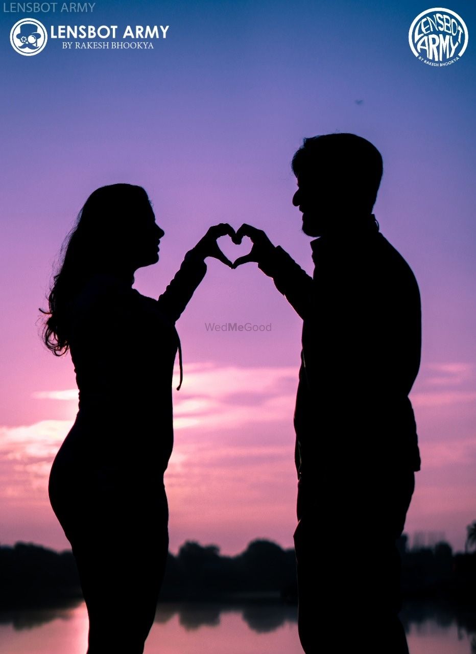 Photo From Couple Shoot - By Lensbot Army