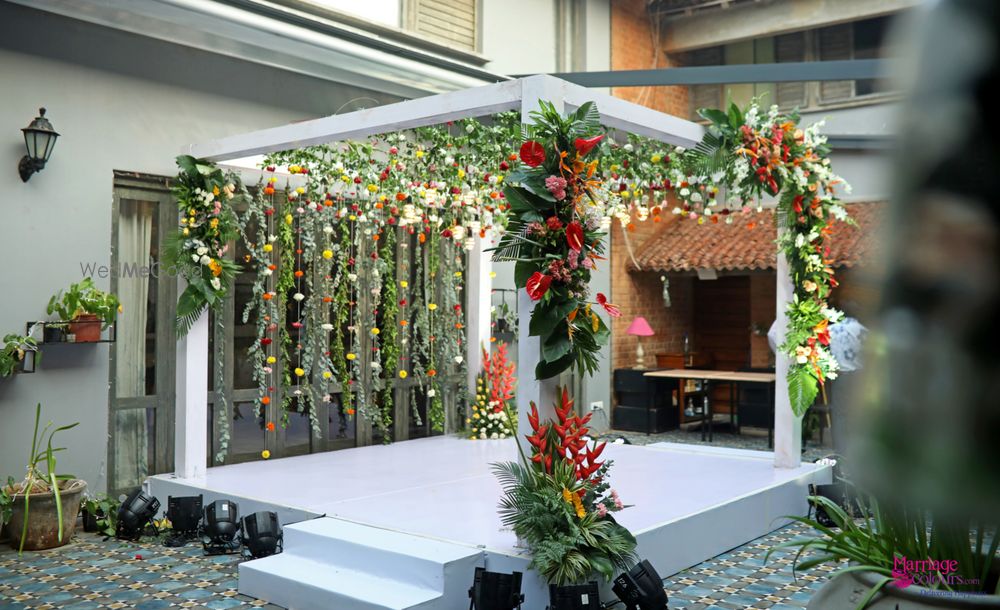 Photo From Contemporary mix of tropical forest greens and florals - By Marriage Colours