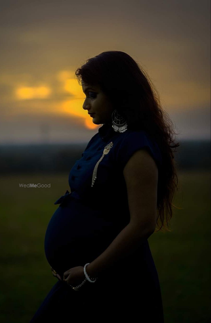 Photo From pregnancy photography - By D Photography