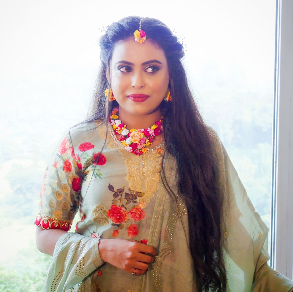 Photo From Shraddha Mehendi and Engagement - By Ashwini Makeup Artist