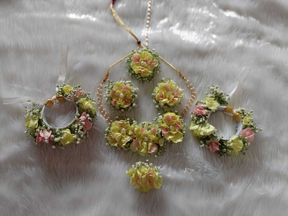 Photo From fresh flowers - By Gota Floral Jewellery by Sana