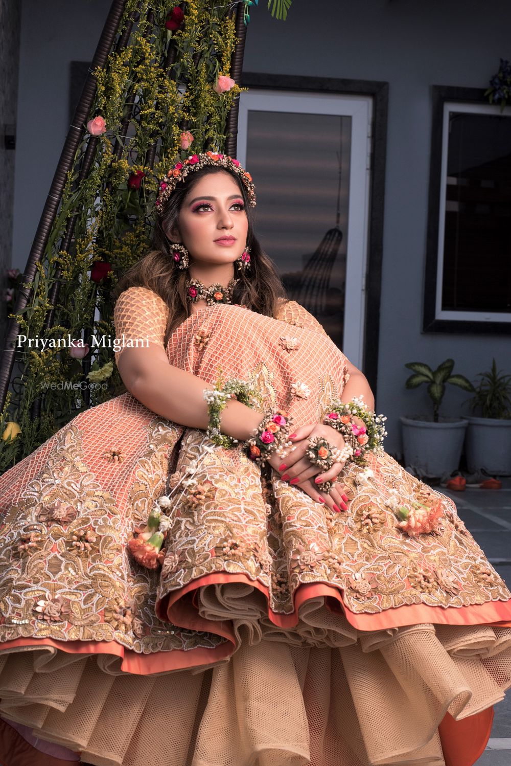 Photo From mehendi bride - By Priyanka Miglani Makeup Artist