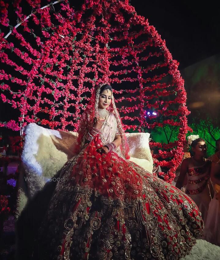 Photo From Bride groom entry - By The Royal Host