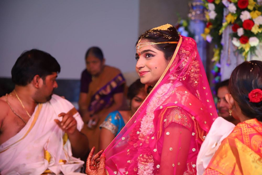 Photo From Shalini looking stunning on her Wedding day - By Makeover by Sonal
