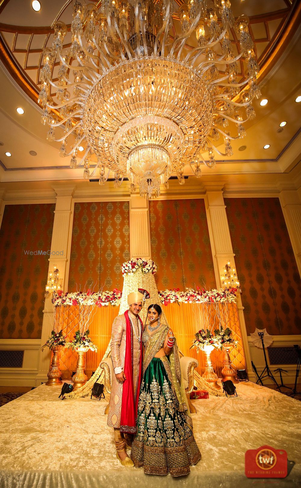 Photo of Wedding day couple portrait