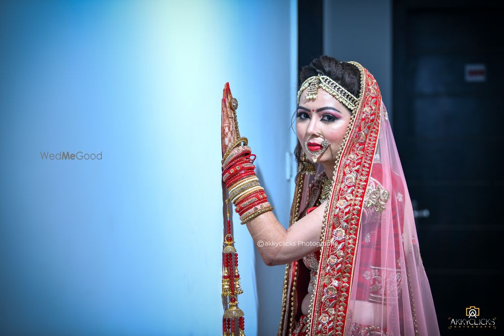 Photo From Peeyush & Pallavi - By Akkyclicks Photography