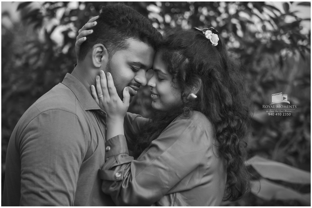 Photo From Pre-Wedding - By Royal Moments