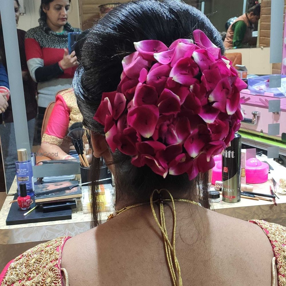 Photo From bridal hairstyles and party hairstyles - By Heena Batra Makeovers