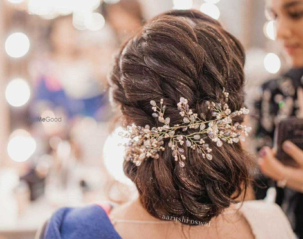 Photo From bridal hairstyles and party hairstyles - By Heena Batra Makeovers