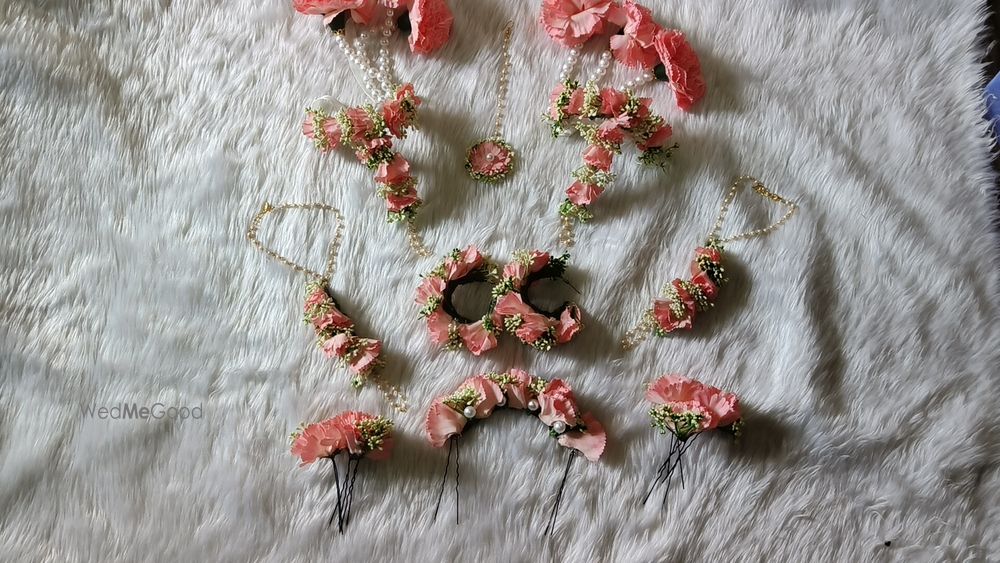 Photo From Artificial floral jewellery - By Floral Fashion