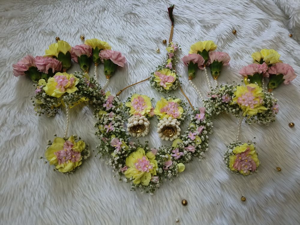 Photo From Real Flower jewellery / Original flower jewellery - By Floral Fashion