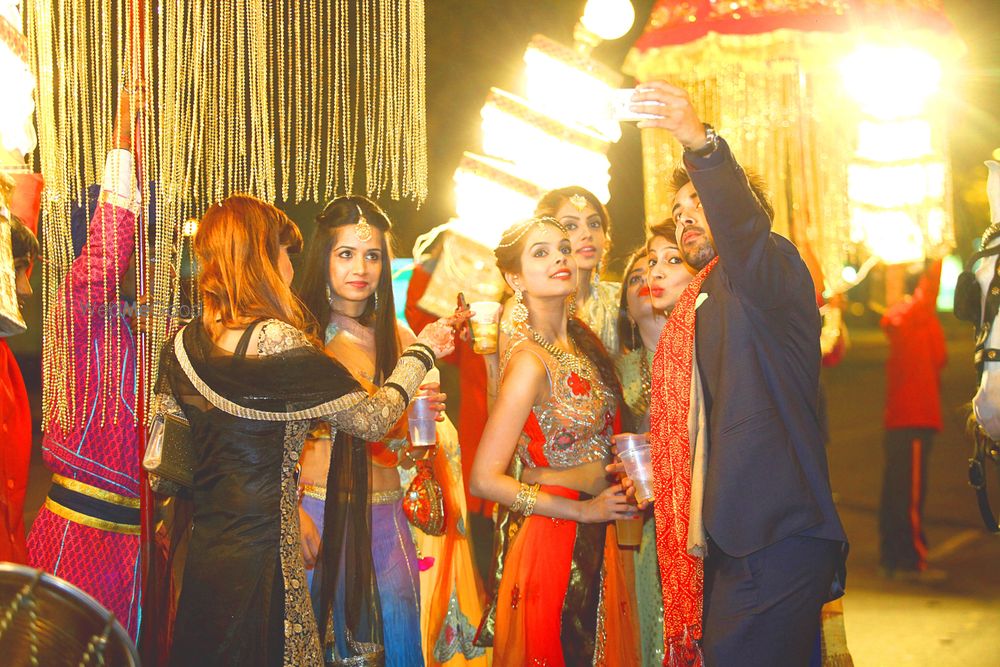 Photo From Parinika weds Prateek - By Vivekk Vikas Photography 