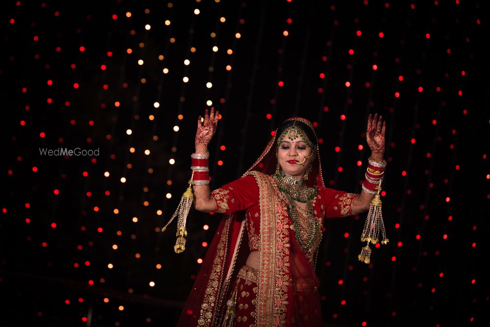 Photo From Wedding- Dr. Vivek & Suvarcha - By FotoVala