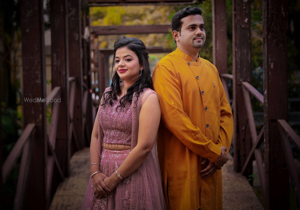 Photo From Engagement - By Yashvee Photos