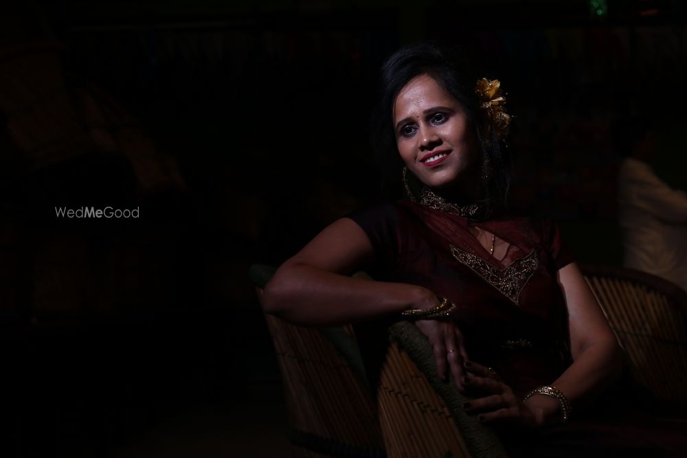 Photo From Couple  Potrait - By Yashvee Photos