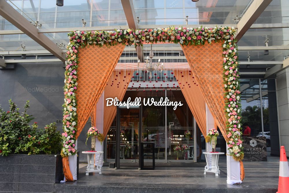 Photo From Atul & Aakansha Engagement Decor - By Blissfull Weddings