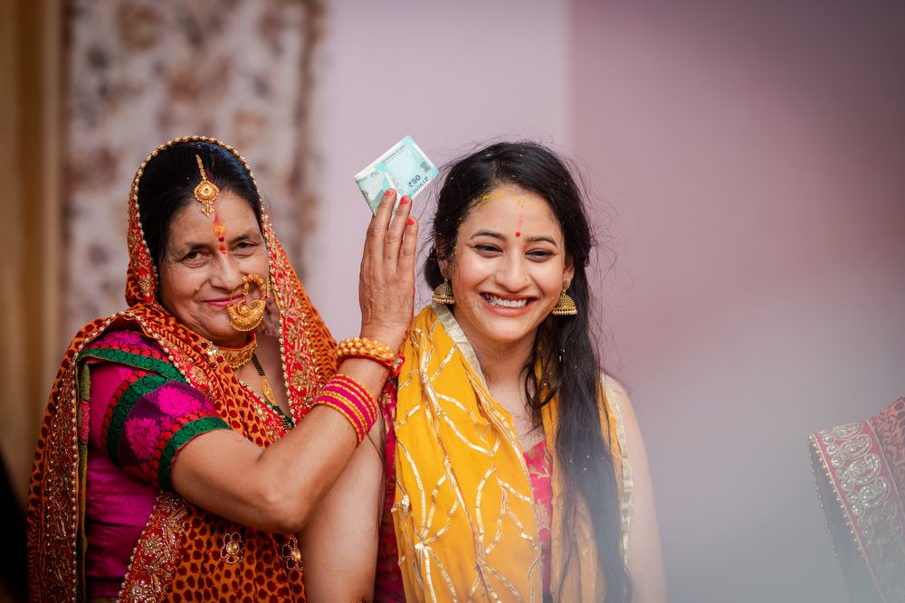 Photo From Neetu's Haldi and Mehendi - By Akhil Bagga Photography