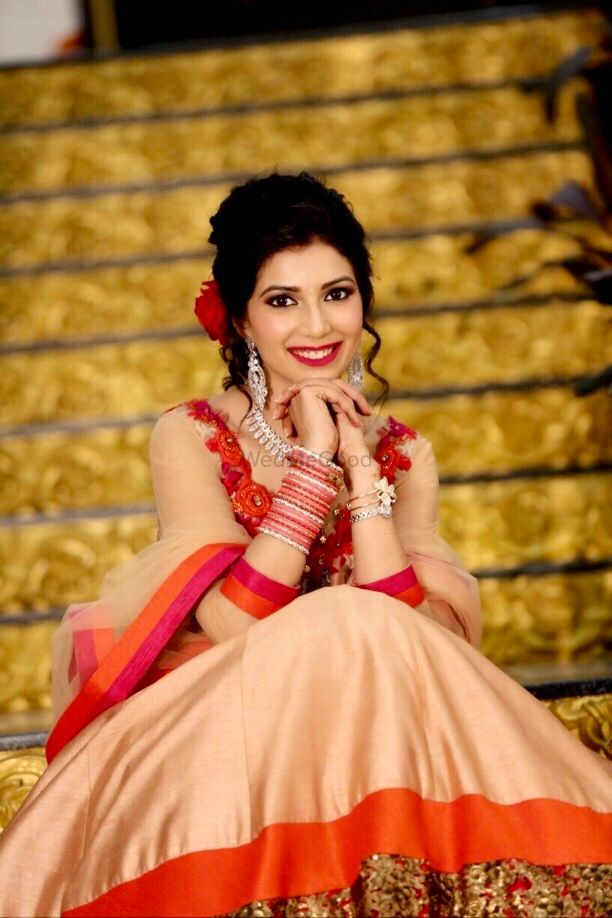 Photo From Sonali's Bridal Makeup for Reception - By Juhi Awadhiya