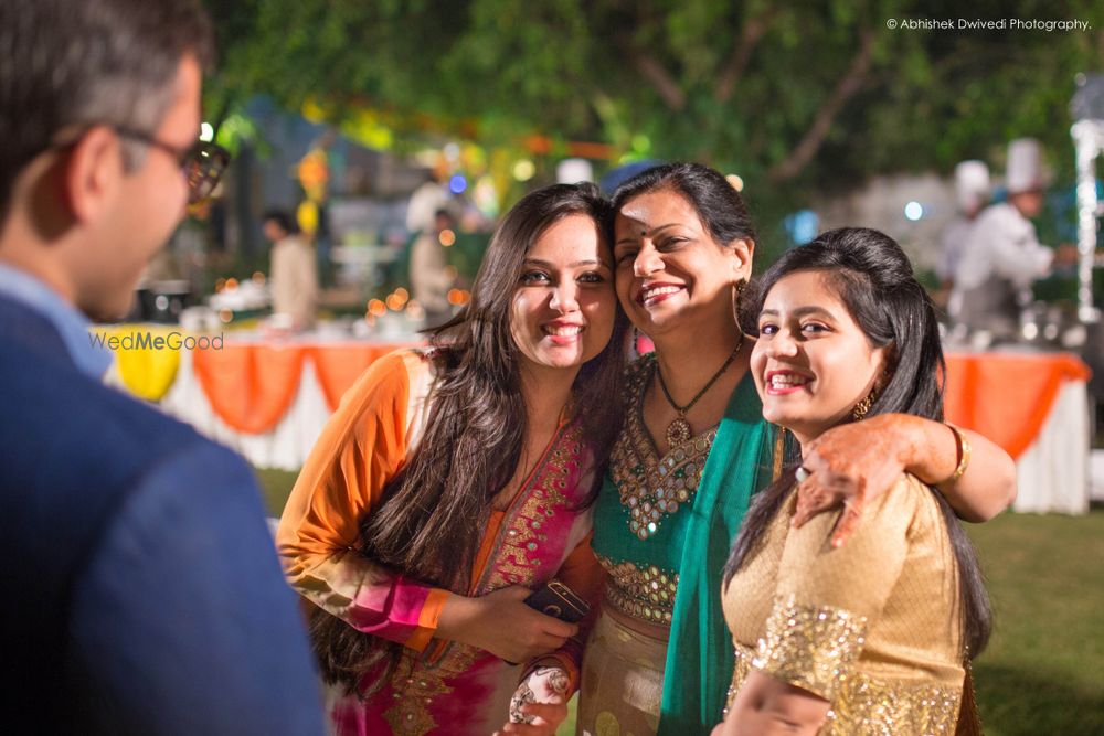 Photo From A Vibrant Mehendi & Cocktail - By Leo Studios