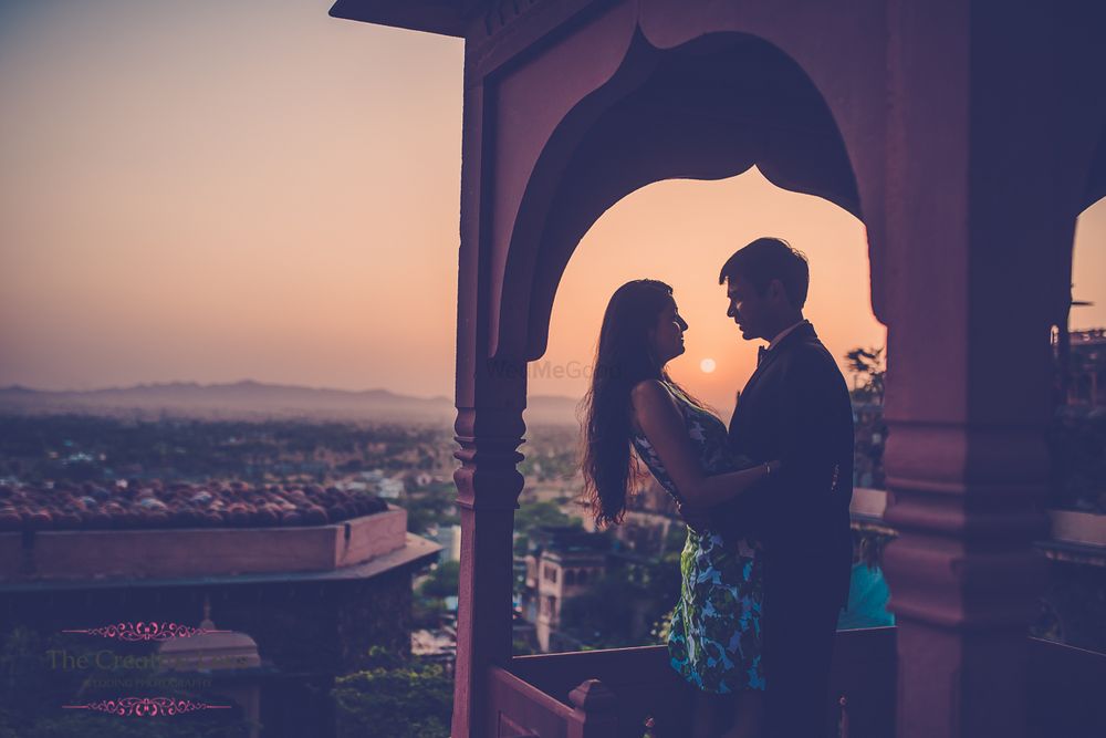Photo From A Simple and Sweet Pre Wedding Shoot - By The Creative Lens