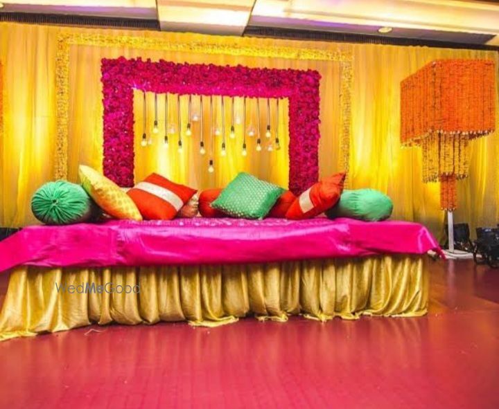 Photo From Mehndi Decor - By Weddings Unveiled