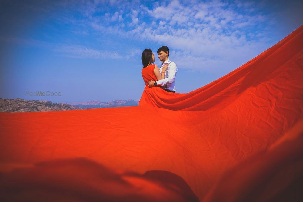 Photo From PRE-WEDDING - By Jhatakia Photographers