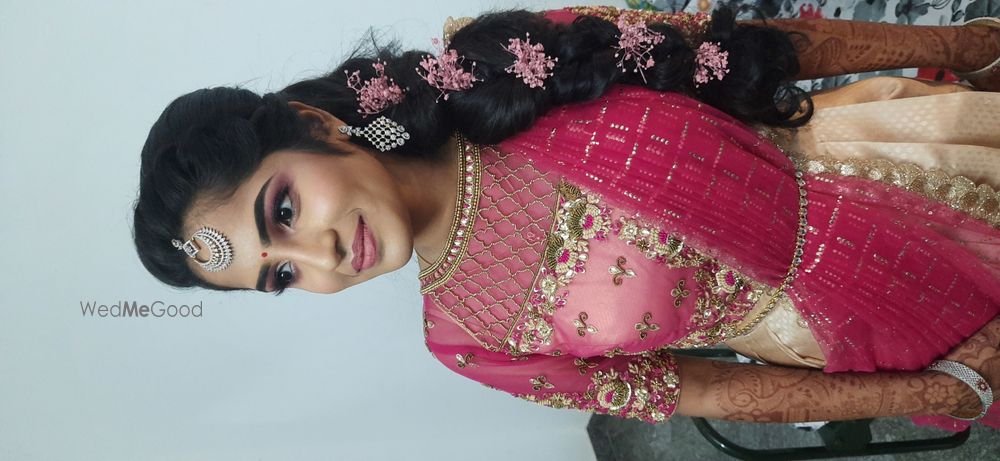 Photo From Reception look - By Dhakshayni Radhakrishnan Makeovers