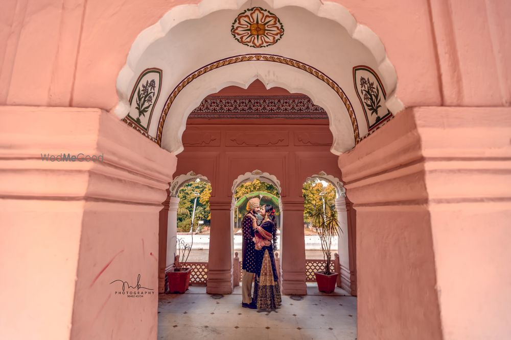 Photo From Pre wedding - By MK Bhateja Photography