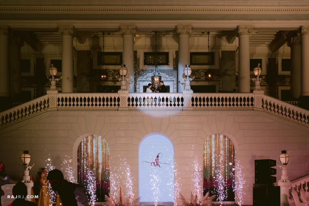 Photo From Dazzling vintage soiree - By To The Aisle