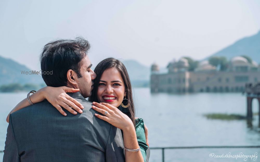 Photo From Pre Wedding of Harshit & Disha - By The Candid House