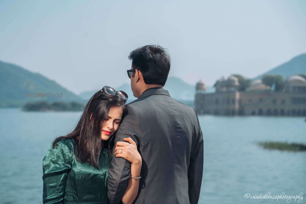 Photo From Pre Wedding of Harshit & Disha - By The Candid House