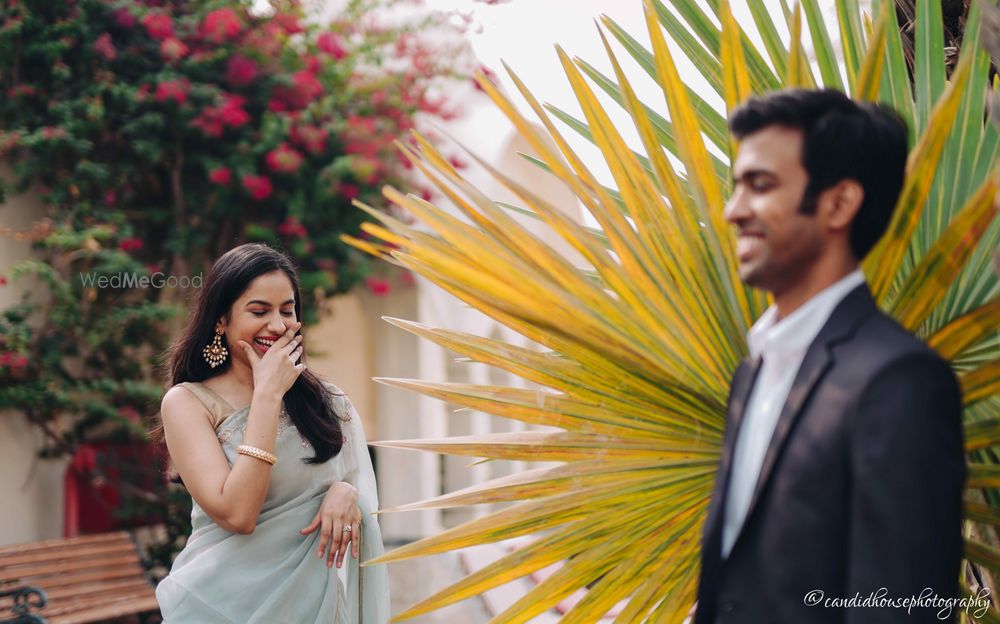 Photo From Pre Wedding of Rupal & Shubham - By The Candid House