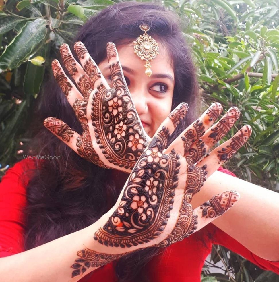 Photo From semi bridal henna - By The Red Flair Henna by Sherin