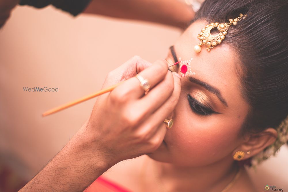 Photo From Sumit & Keka ~ Bong Wedding - Kolkata - By iPic Frames