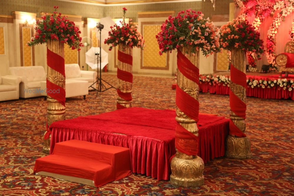 Photo From Red Rose Theme Wedding - By JMD Film and Wedding