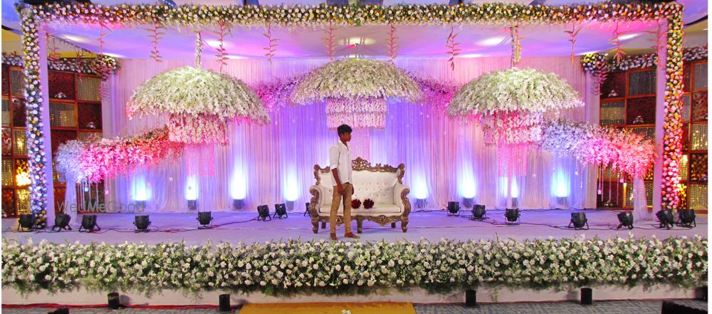 Photo From Trending Elegant Stage decoration - By INeVENT