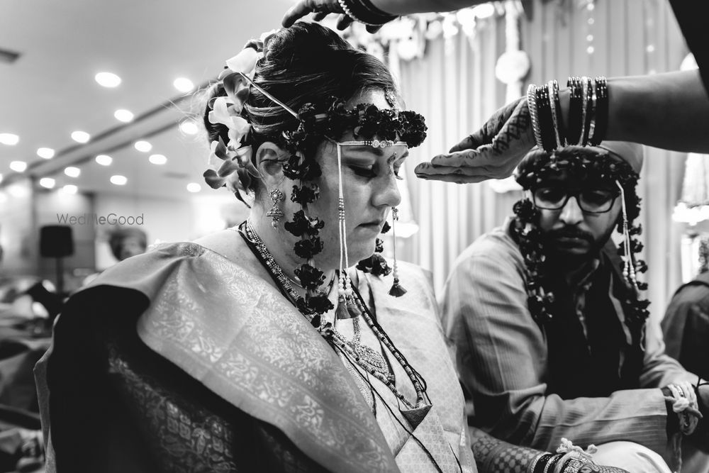 Photo From Maharashtrian Wedding ceremony of Courtney & Adwait - By KOMO Studios