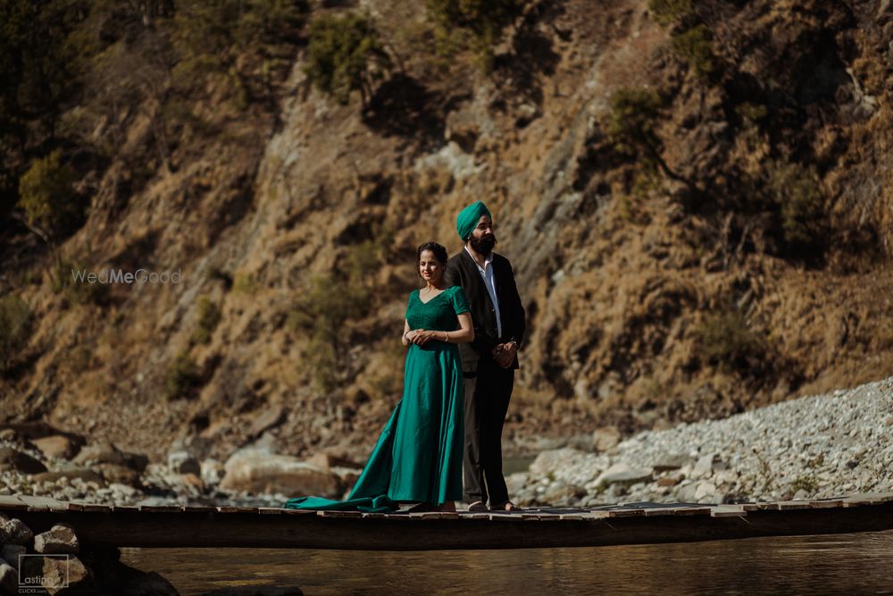 Photo From Jaspreet + Jaspreet Pre Wedding Rishikesh - By Lasting Clicks