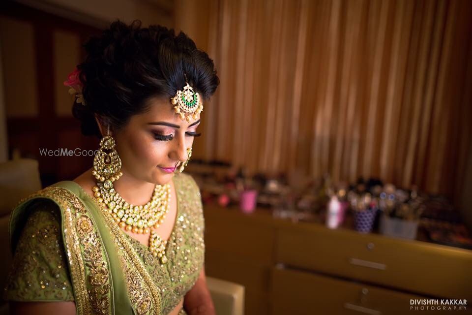 Photo From Sabyasachi, Chandeliers and everything nice; Sakshi + Nishant  - By DelhiVelvet - By Divishth Kakkar