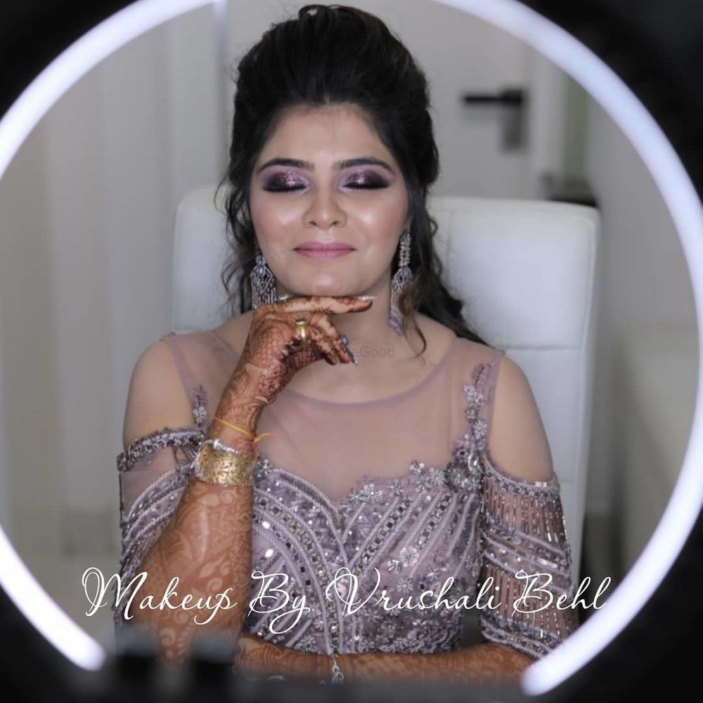 Photo From Cocktail Party / DJ Night Makeup - By Makeup by Vrushali Behl
