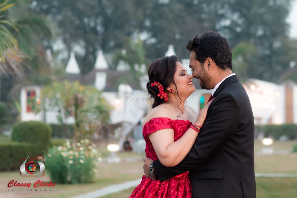Photo From Pre Wedding in The Perfect Valley of Anshu and Arjun - By Classy Clicks Photography