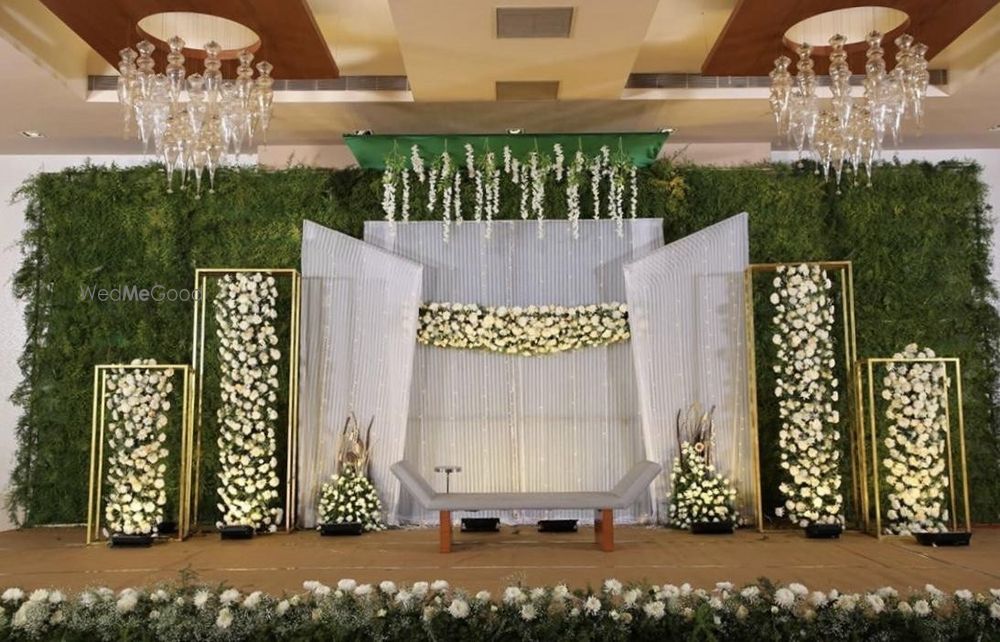 Photo From Wedding Backdrop Decoration - By Mi Wedding