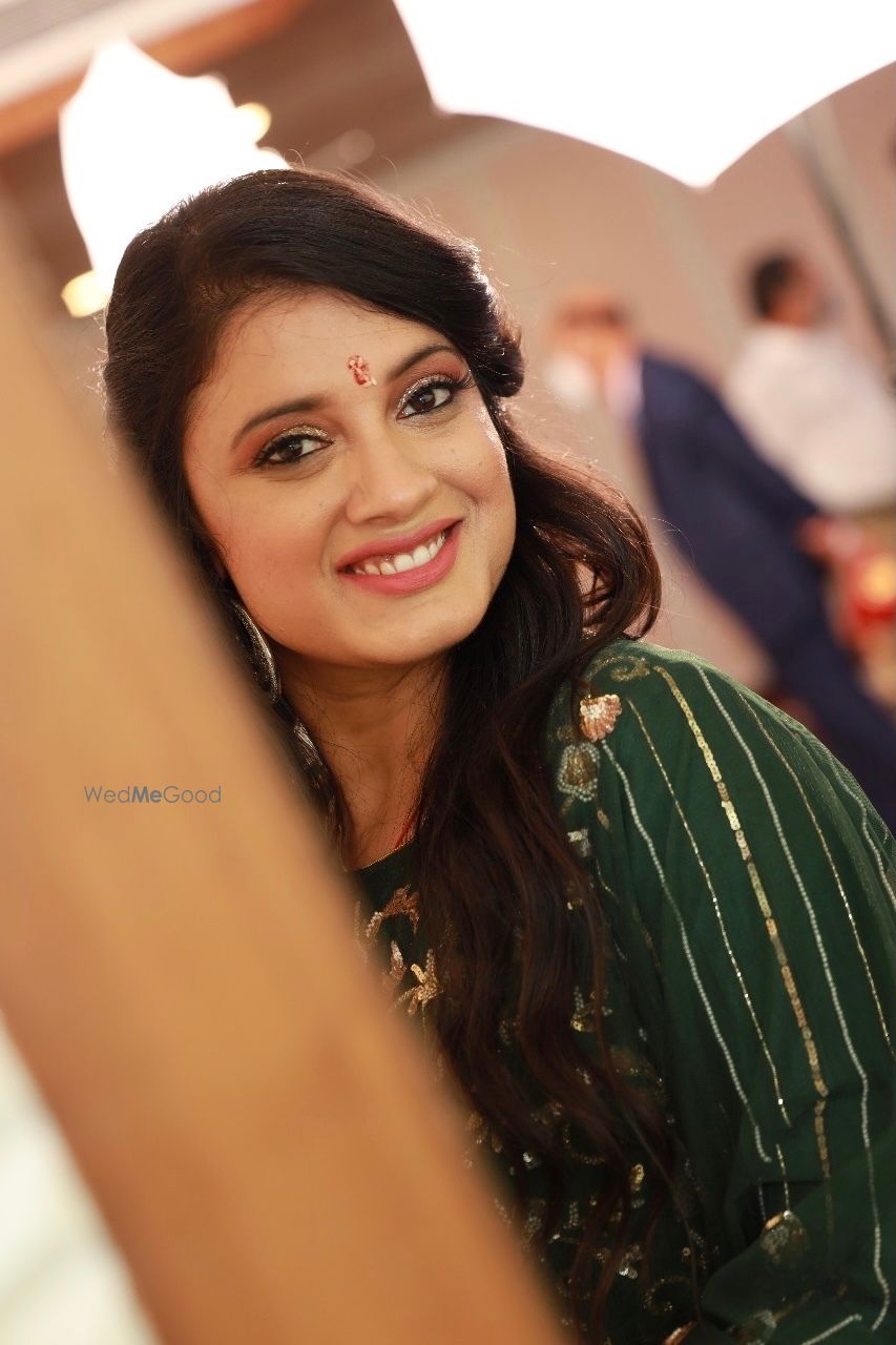 Photo From ENGAGEMENT MAKE UP LOOK BY STUTI  - By Makeup by Stuti